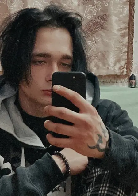 Я Roman, 20, из Киева, ищу знакомство для дружбы