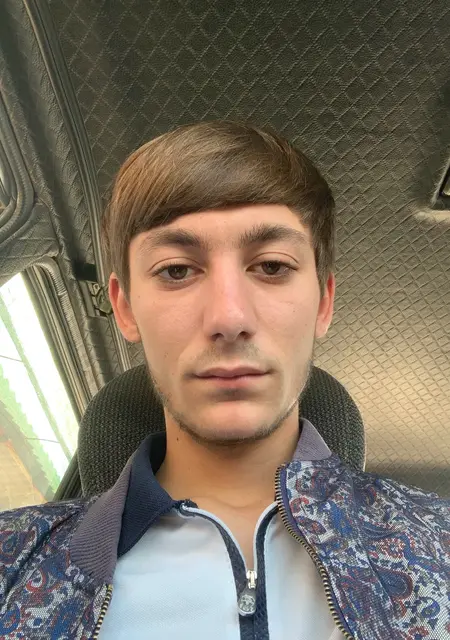 Я Narek, 20, из Еревана, ищу знакомство для дружбы