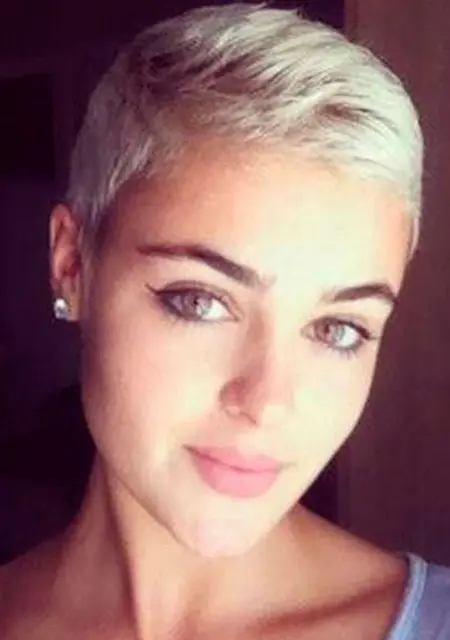 Liza из Львова, ищу на сайте знакомства без обязательств