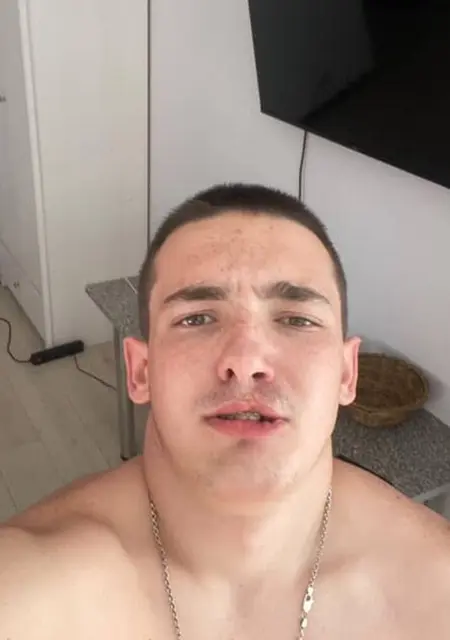 Я Богдан, 20, знакомлюсь для совместных путешествий в Харькове