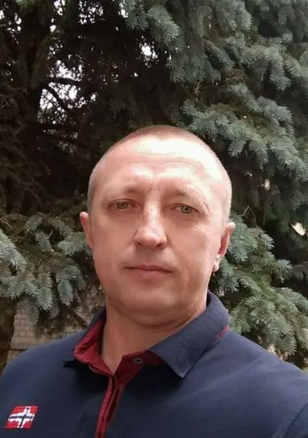 Антон из Мелитополя, ищу на сайте знакомства без обязательств