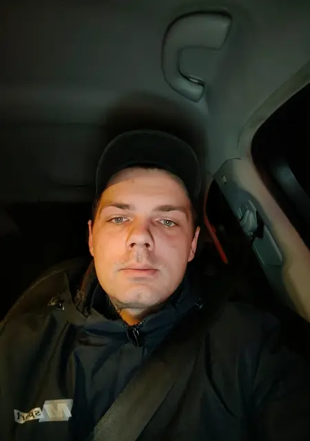 Женя из Бреста, мне 30, познакомлюсь на одну ночь