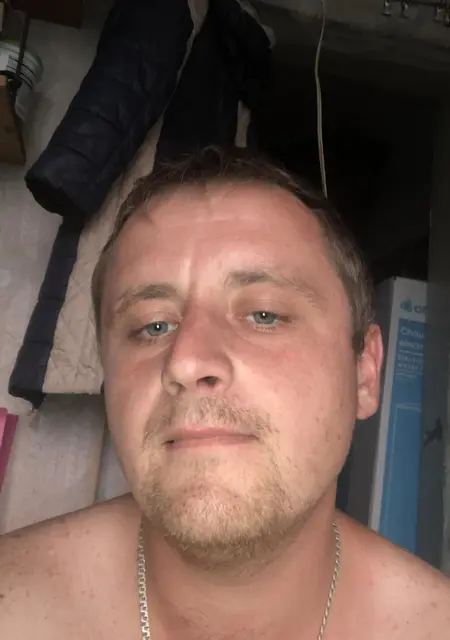 Андрюша из Кременчуга, ищу на сайте знакомства на одну ночь