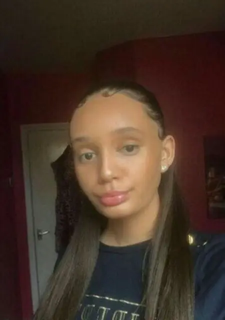 I'm Chantell, 20, looking to meet in London