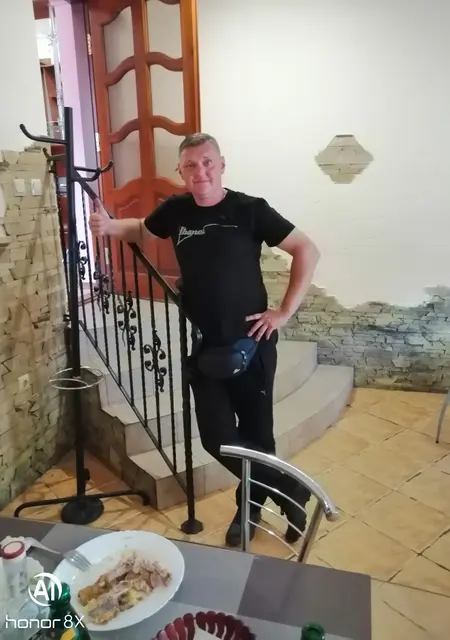 Віталій из Владимира-Волынского, мне 46, познакомлюсь без обязательств