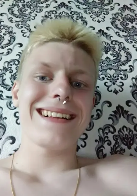 Я Дима, 21, знакомлюсь без обязательств в Борисове