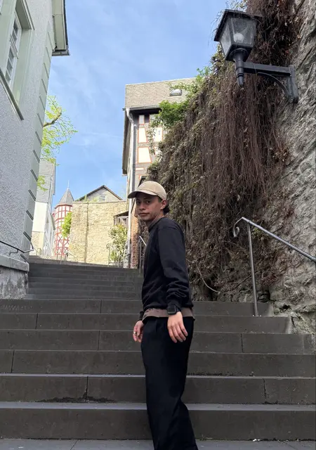 Я Alejandro, 25, знакомлюсь на одну ночь в Барселоне