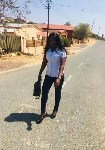 Я Prisca, 37, из Стамбула, ищу знакомство