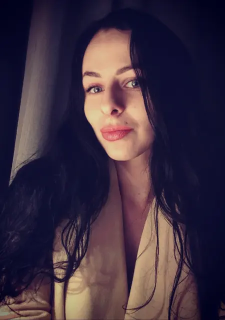 Моника из Таллина, ищу на сайте знакомства на одну ночь