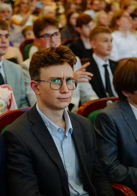 Я Дмитрий, 19, знакомлюсь без обязательств в Лондоне