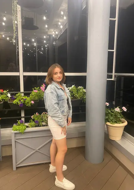 Віка из Ковеля, ищу на сайте общение