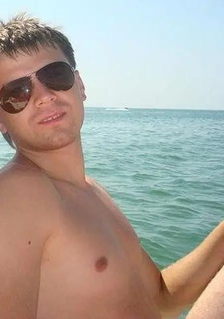 Я Сергей, 39 років з Житомира, шукаю знайомства на одну ніч