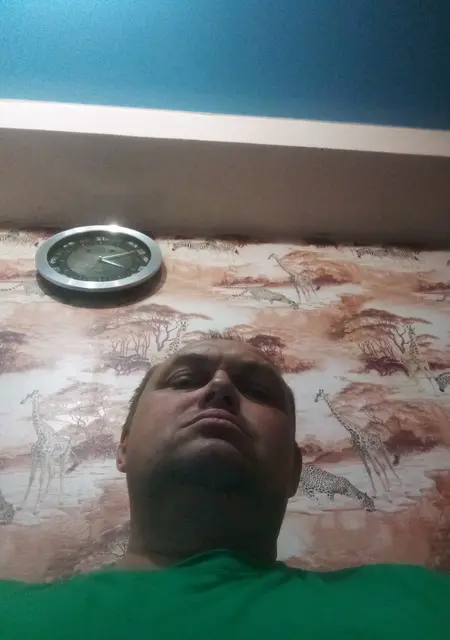 Я Александр, 48, из Витебска, ищу знакомства без обязательств