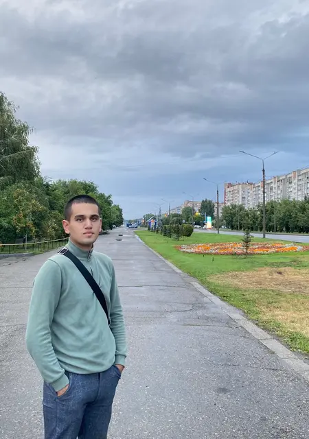 Тарим из Семей, мне 25, познакомлюсь на одну ночь