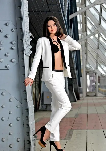 Я Agata, 32, из Одессы, ищу знакомство для постоянных отношений