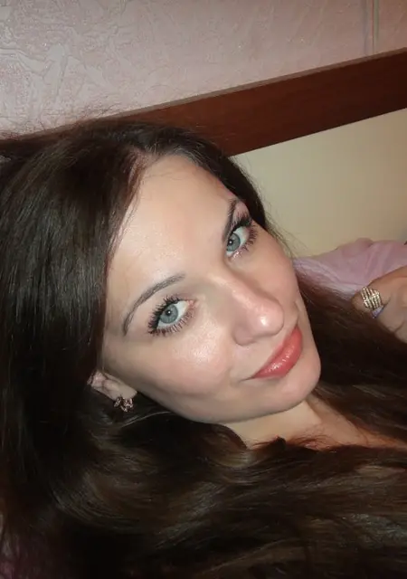 Я Кира, 37 років, знайомлюсь для дружби у Донецьку