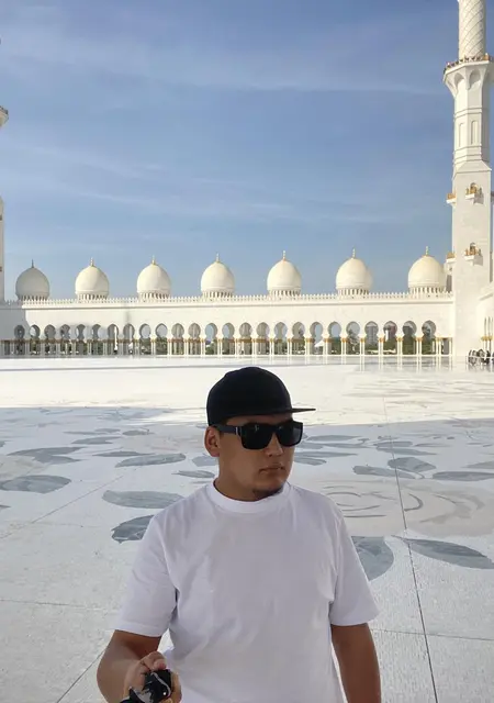 Я Тима, 27, знакомлюсь без обязательств в Уральске