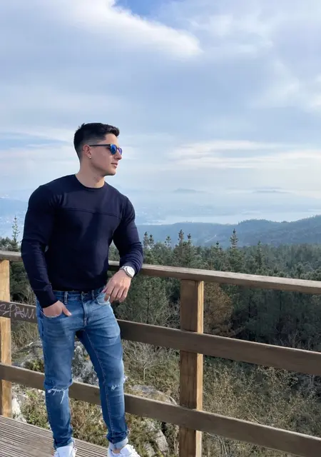 Ton de La Coruña, busco en el sitio conversación virtual
