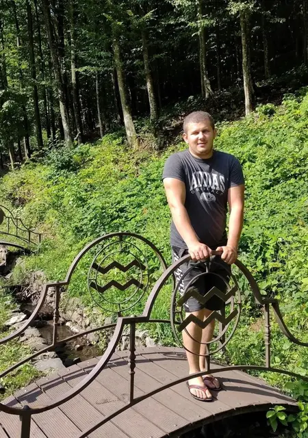 Я Паша, 31 років, знайомлюсь для дружби у Покровське