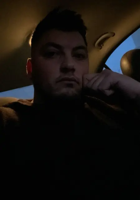 Emero из Линца, мне 35, познакомлюсь на одну ночь