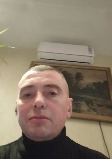 Vladimir з Харцизьк, шукаю на сайті знайомства на одну ніч