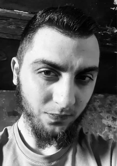 Влад из Изюма, ищу на сайте знакомства на одну ночь