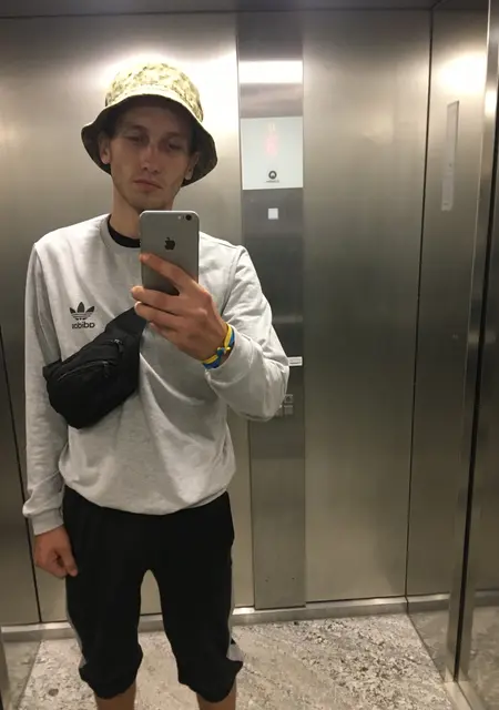 Максим из Полтавы, мне 26, познакомлюсь на одну ночь