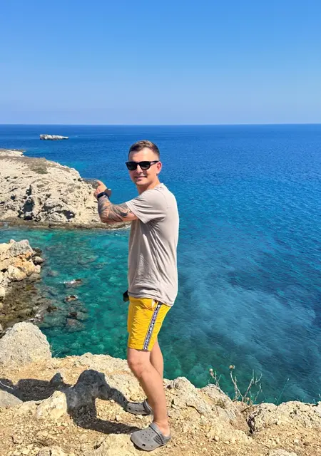 Oleksandr из Познани, ищу на сайте открытые отношения