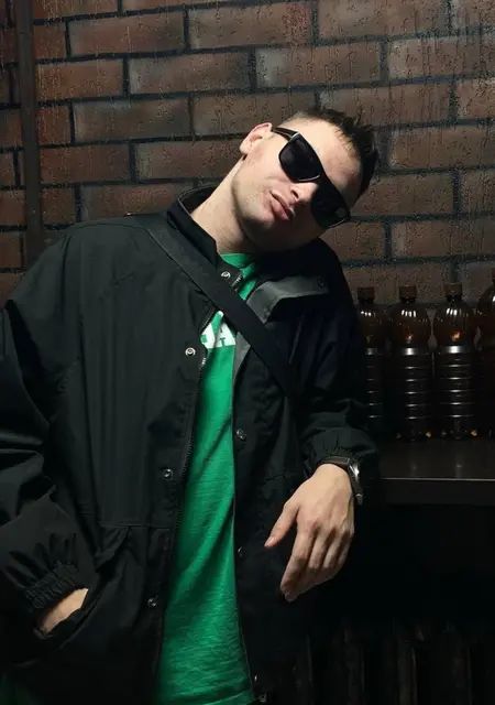 Филипп из Гомеля, мне 23, познакомлюсь на одну ночь