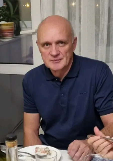 Павел из Минска, ищу на сайте знакомства без обязательств