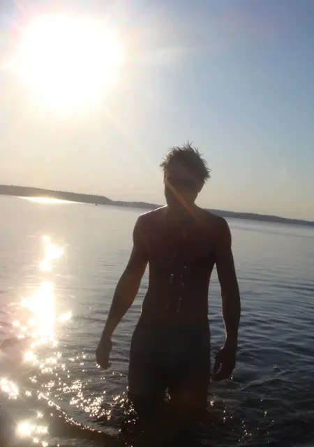 Viktor из Витебска, мне 38, познакомлюсь на одну ночь