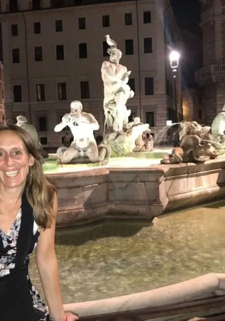 Elena de Madrid, tengo 43 años, lista para conocer