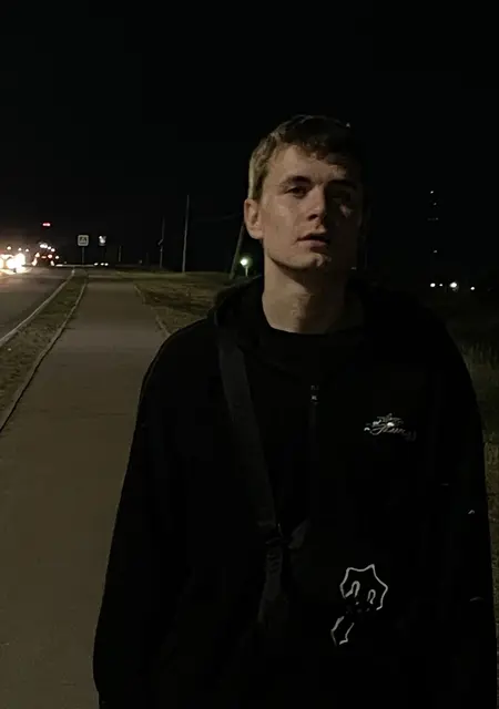 Я Данил, 18, знакомлюсь для вирта в Франкфурте-на-майне