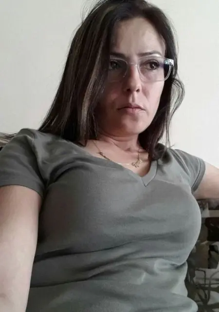 Я Yasmin, 43, из Стамбула, ищу знакомство