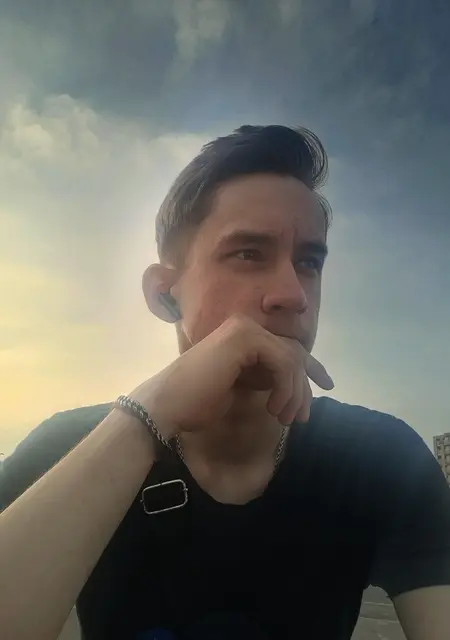 Михаил из Черкасс, мне 21, познакомлюсь на одну ночь