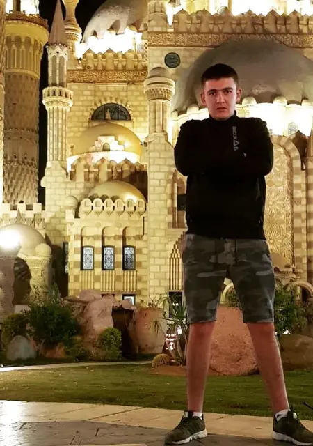 Владислав из Житомира, мне 30, познакомлюсь для совместных путешествий