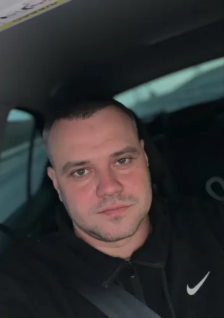 Я Александр, 37, из Мариуполя, ищу знакомство для приятного времяпровождения
