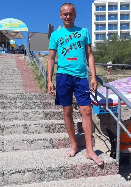 Александр з Умани, мені 39 років, познайомлюсь на одну ніч