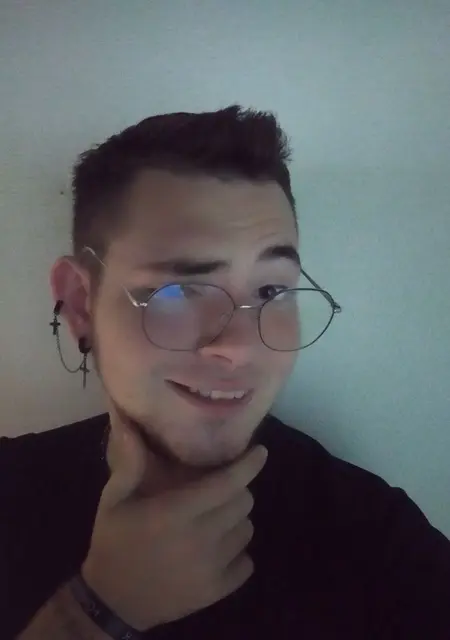 Егор из Иерусалима, ищу на сайте открытые отношения