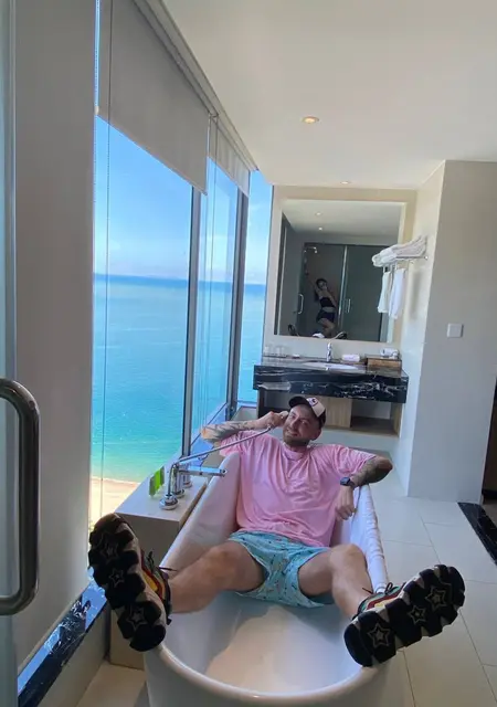 Maksim из Барановичей, ищу на сайте знакомства без обязательств