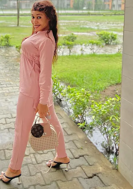 Estalyn from London, 26 years old, ready to meet for chat