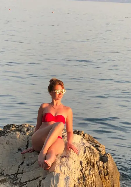 Ксения из Броваров, мне 35, познакомлюсь для общения