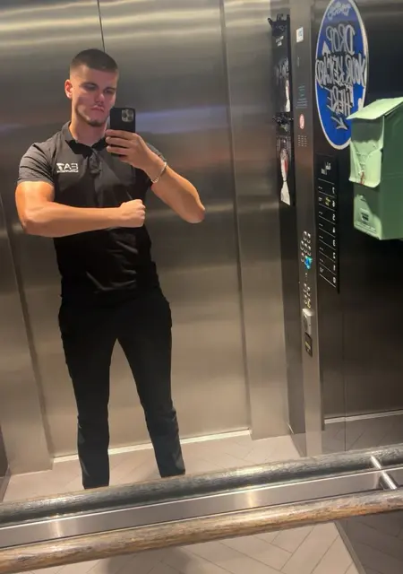 Я Louis, 26, из Виттен, ищу знакомство для открытые отношения