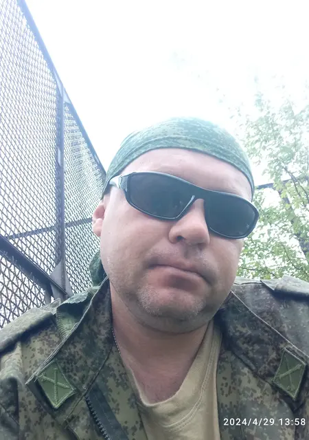 Миша з Горлівки, шукаю на сайті знайомства без зобов'язань