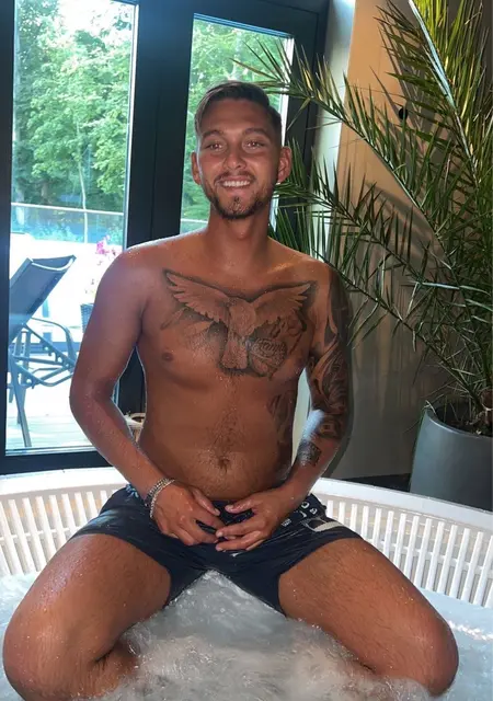 Emil из Хельсингборга, ищу на сайте знакомства на одну ночь