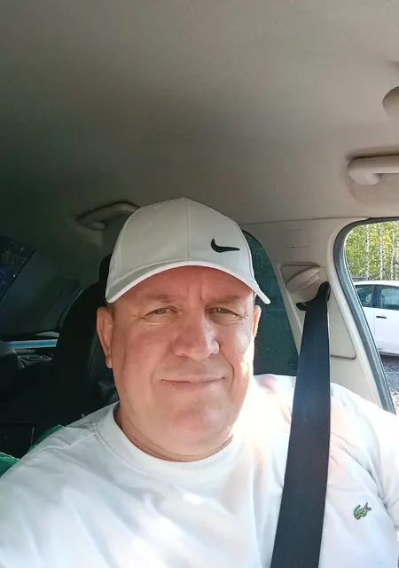 Юрий з Одеси, шукаю на сайті знайомства на одну ніч