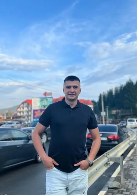 Я Артур, 27, знакомлюсь на одну ночь в Каменском