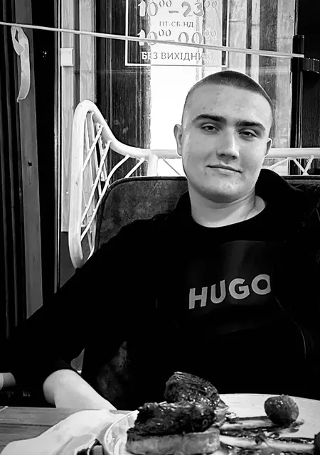 Я Вова, 21, знакомлюсь без обязательств в Одессе