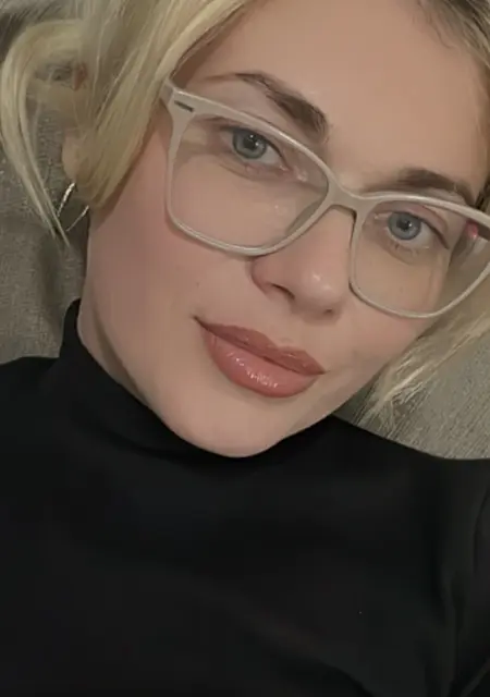 Лола из Дунаевцев, мне 25, познакомлюсь без обязательств