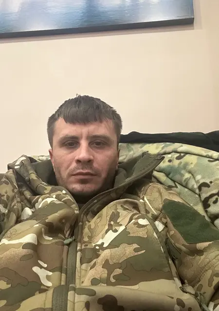 Владимир из Енакиева, мне 34, познакомлюсь для постоянных отношений